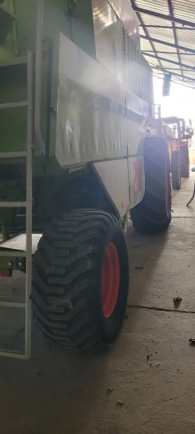 Комбайн Claas MEGA 218, снимка 6