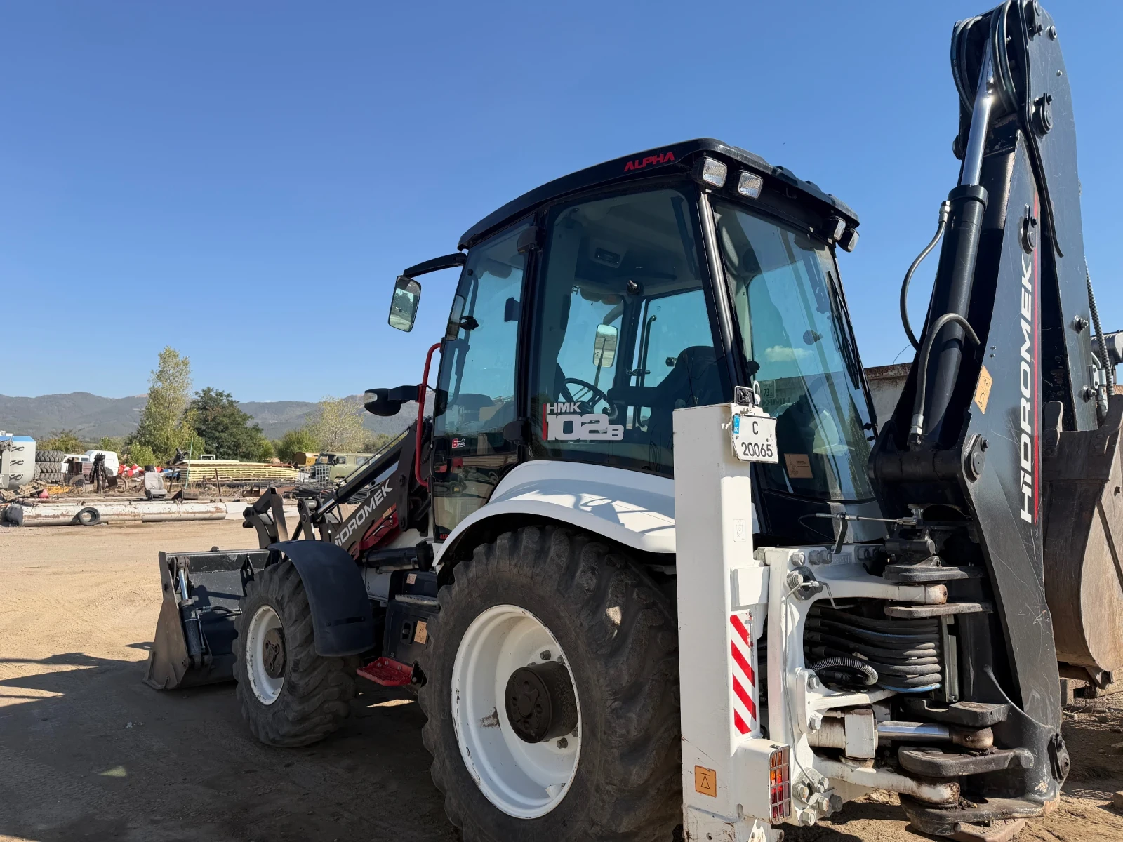 Багер Hidromek 102B