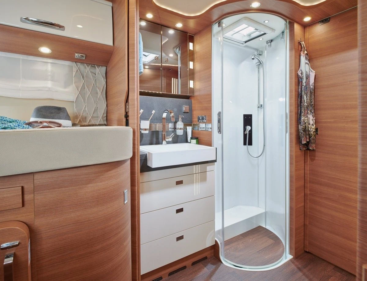  Carthago chic c-line I 5.9 XL LE  | Mobile.bg   13