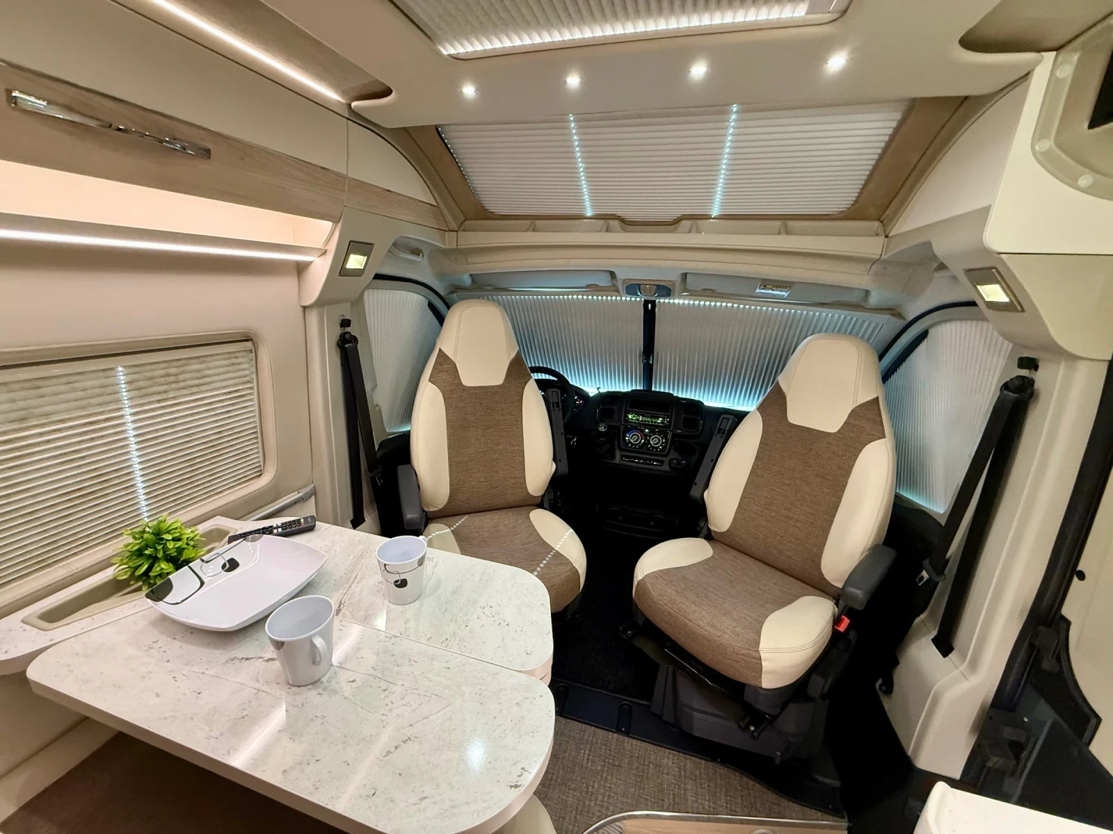 ������ Euramobil KASTENWAGEN* TV* K�������* �������� ��������� | Mobile.bg � ����������� 6