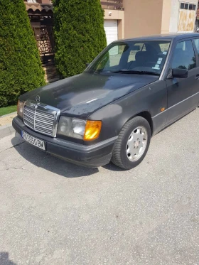 Mercedes-Benz 124, снимка 2