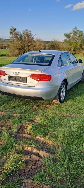 Audi A4 2.0 TDI, снимка 10