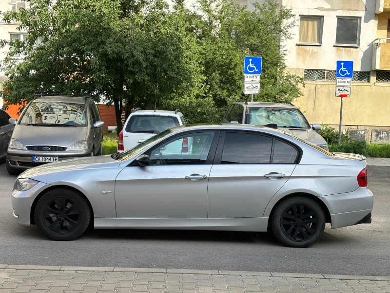 BMW 320, снимка 1 - Автомобили и джипове - 47372490