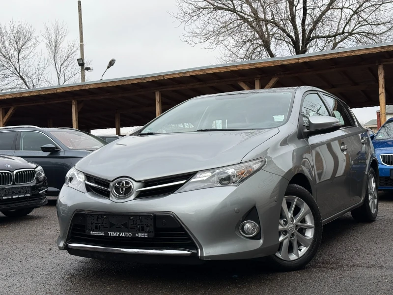 Toyota Auris 1.6i ПЪЛНА СЕРВИЗНА КНИЖКА, снимка 1 - Автомобили и джипове - 48309255