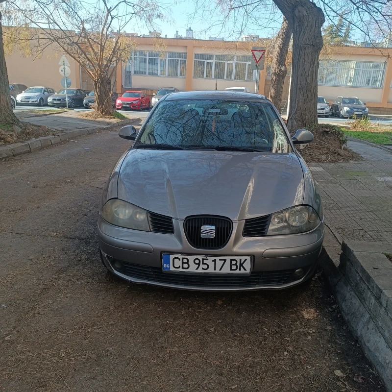 Seat Ibiza 1.4, снимка 4 - Автомобили и джипове - 48601244