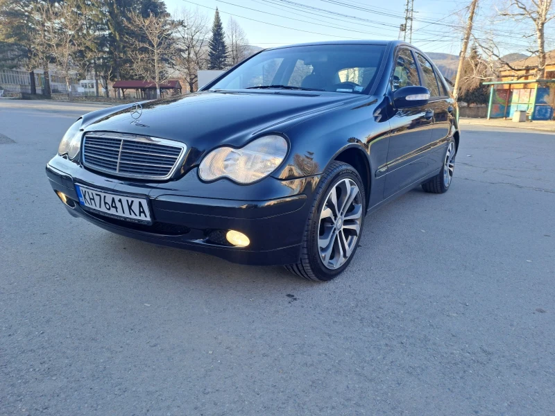 Mercedes-Benz C 180 2.0 benz. UNIKAT, снимка 3 - Автомобили и джипове - 49274509