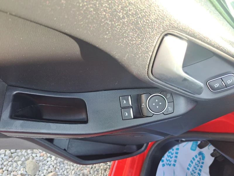 Ford Fiesta 1.0 i ecoboost, снимка 14 - Автомобили и джипове - 52562867