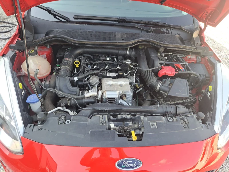 Ford Fiesta 1.0 i ecoboost, снимка 15 - Автомобили и джипове - 52562867