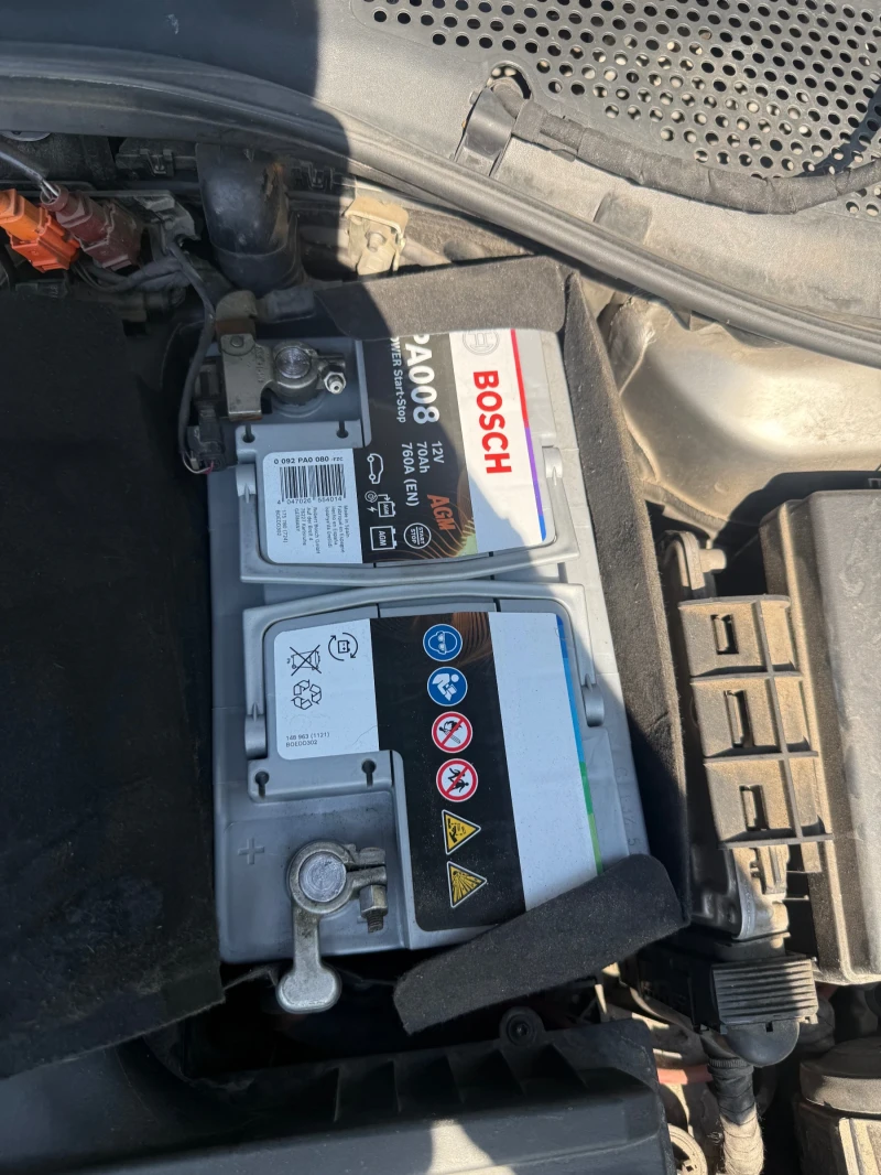 VW Golf 1.6 tdi, снимка 10 - Автомобили и джипове - 51655169