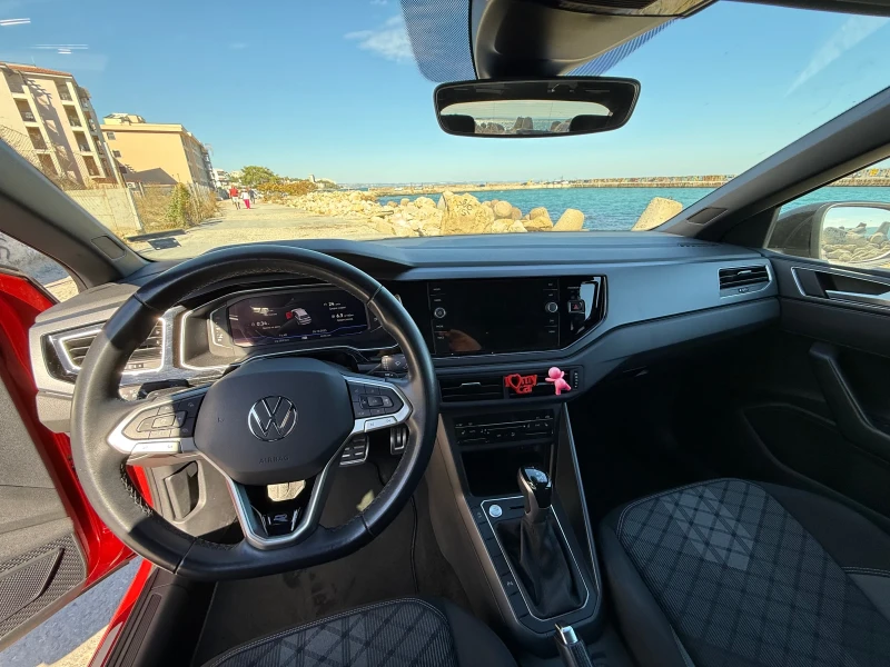 VW Taigo 1.5 TSI 150 Hp R-LINE , снимка 12 - Автомобили и джипове - 51953332