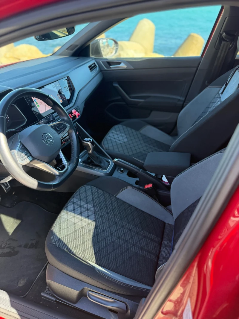 VW Taigo 1.5 TSI 150 Hp R-LINE , снимка 8 - Автомобили и джипове - 51953332