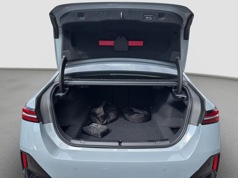 BMW 550  xDrive* M sport* Limousine SOFORT , снимка 11 - Автомобили и джипове - 52116748