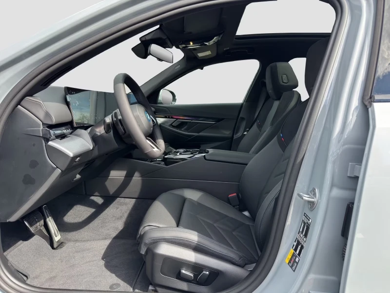 BMW 550  xDrive* M sport* Limousine SOFORT , снимка 4 - Автомобили и джипове - 52116748