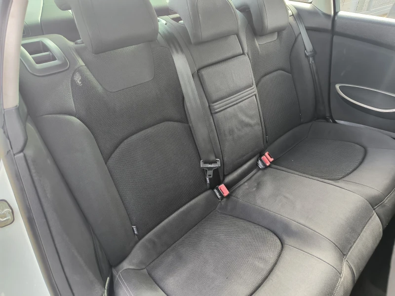 Citroen C5 2.0i, снимка 11 - Автомобили и джипове - 52743692