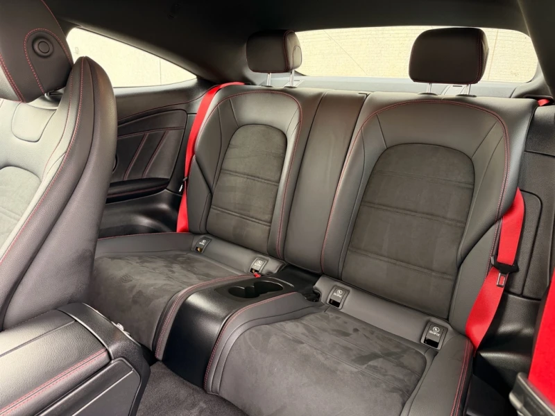 Mercedes-Benz C 43 AMG Digital* Lane Assist* Blind Spot* PANO* Burmester*, снимка 12 - Автомобили и джипове - 53009410