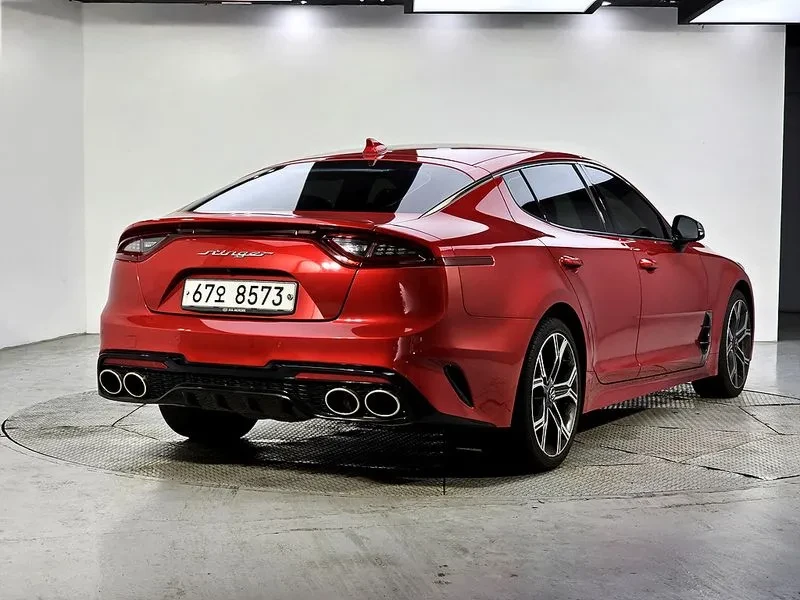 Kia Stinger 2.0L turbo