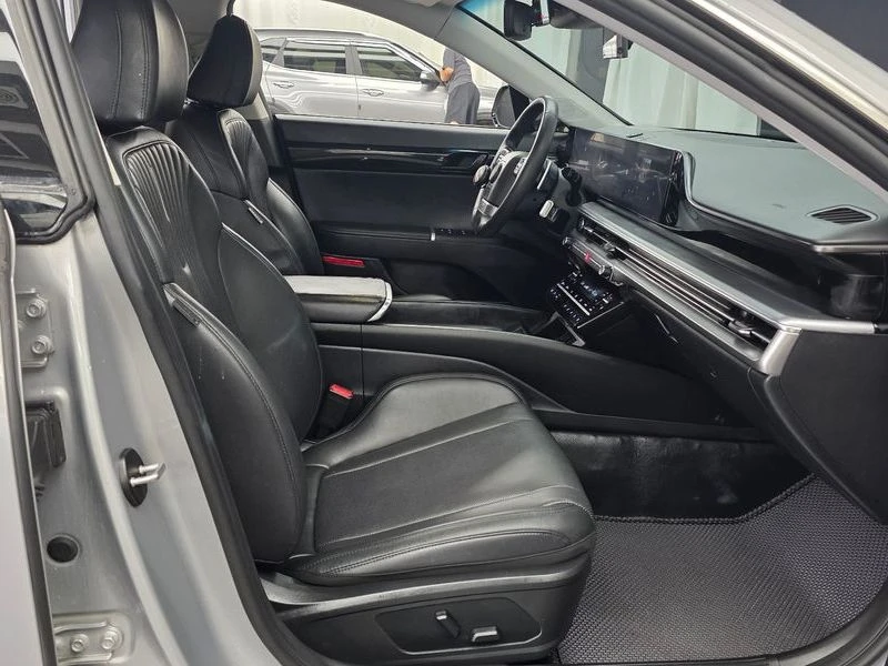 Hyundai Grandeur 3.5 235 hp Automatic, снимка 11 - Автомобили и джипове - 55817615