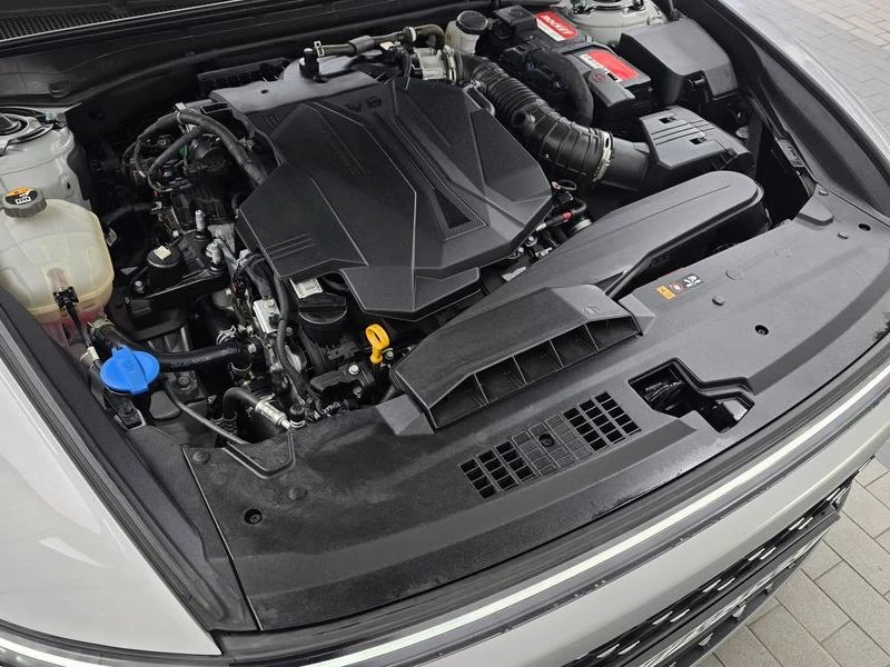 Hyundai Grandeur 3.5 235 hp Automatic, снимка 6 - Автомобили и джипове - 55817615