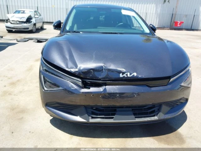 Kia EV6 Light Long Range AWD, снимка 6 - Автомобили и джипове - 56172748