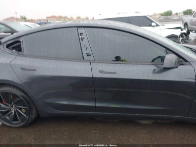 Tesla Model 3 PERFORMANCE* AWD* , снимка 14 - Автомобили и джипове - 56452314