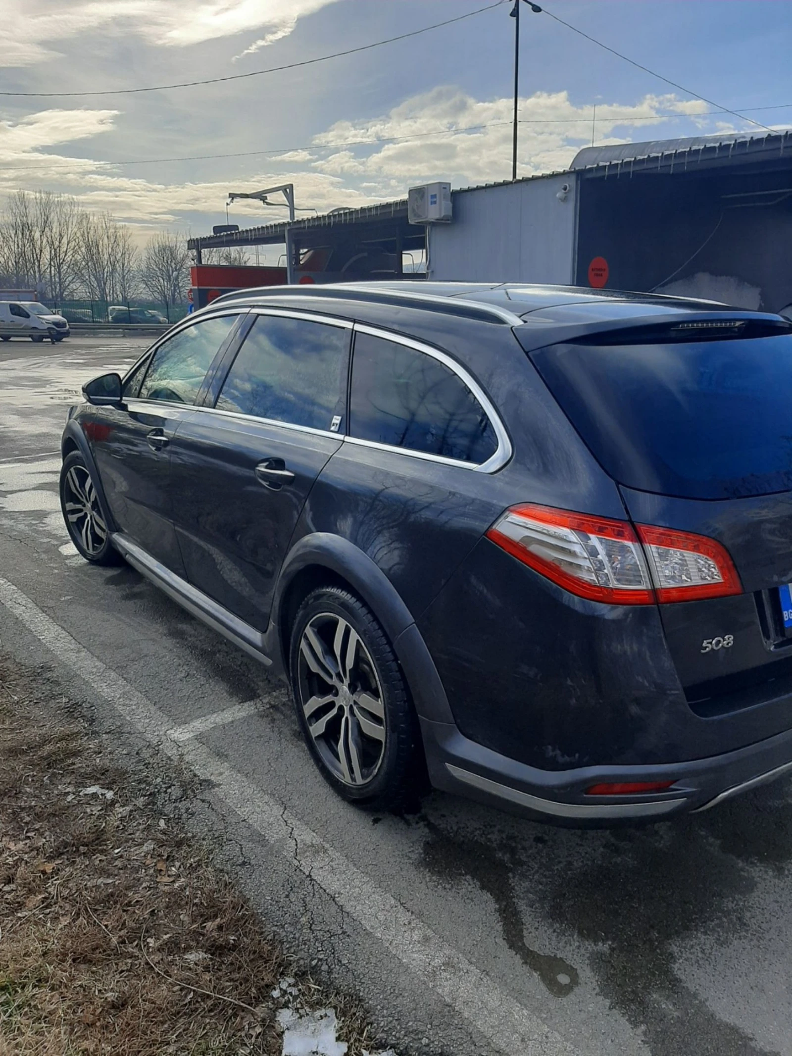 Peugeot 508 2.0 HDI 4RH Hybrid4 - изображение 3