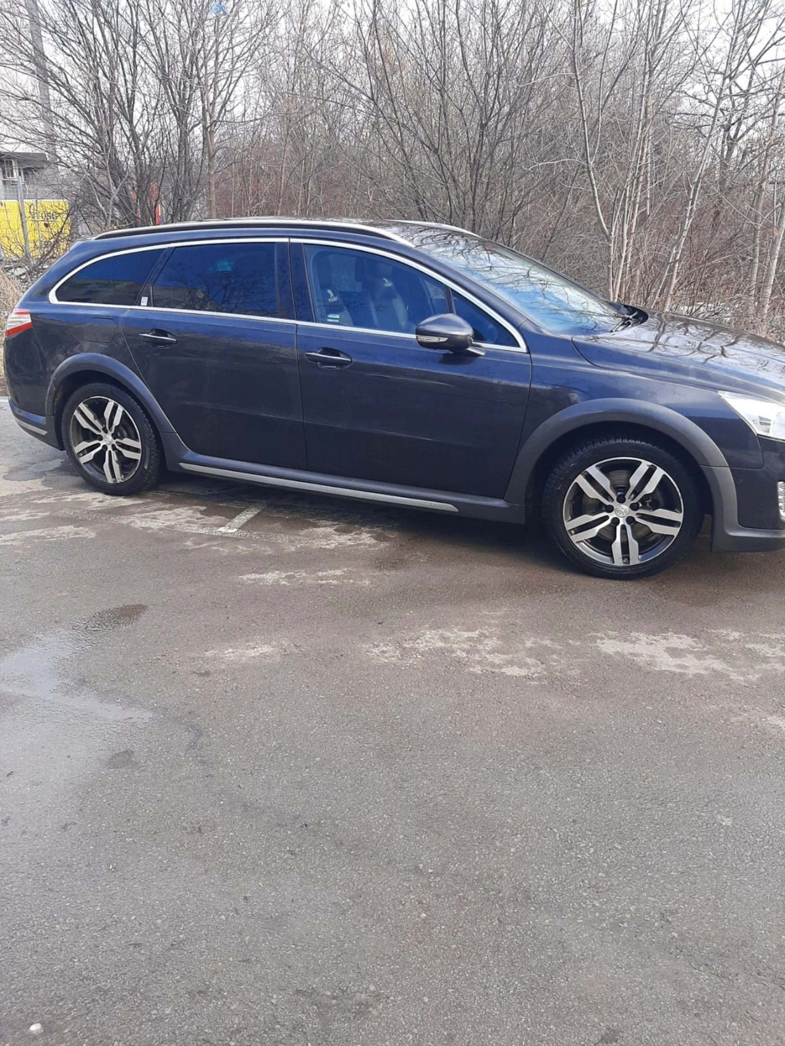 Peugeot 508 2.0 HDI 4RH Hybrid4 - изображение 2