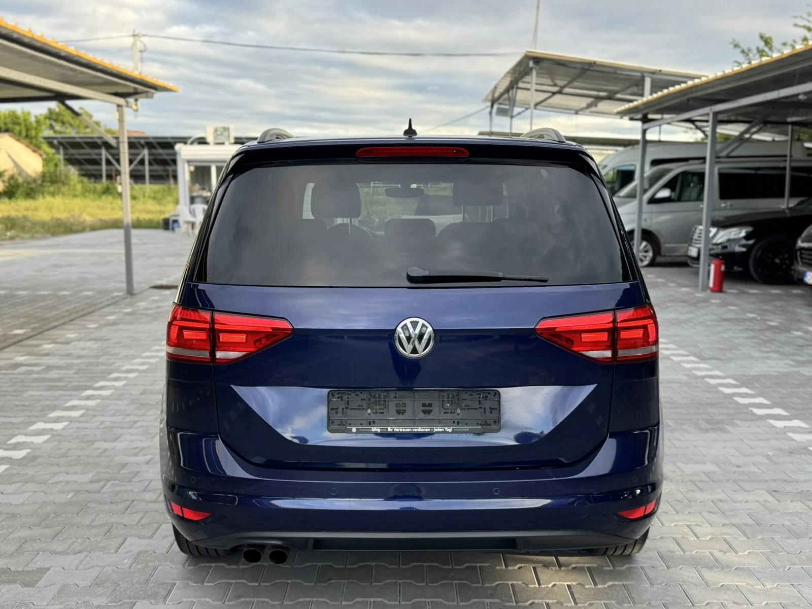 VW Touran HIGHLINE 2.0TDI 150K.C - изображение 6