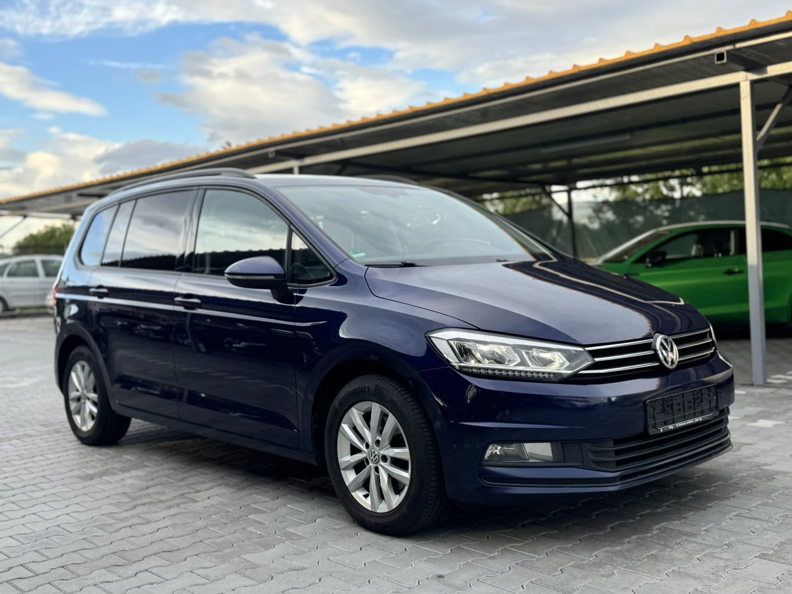 VW Touran HIGHLINE 2.0TDI 150K.C - изображение 4
