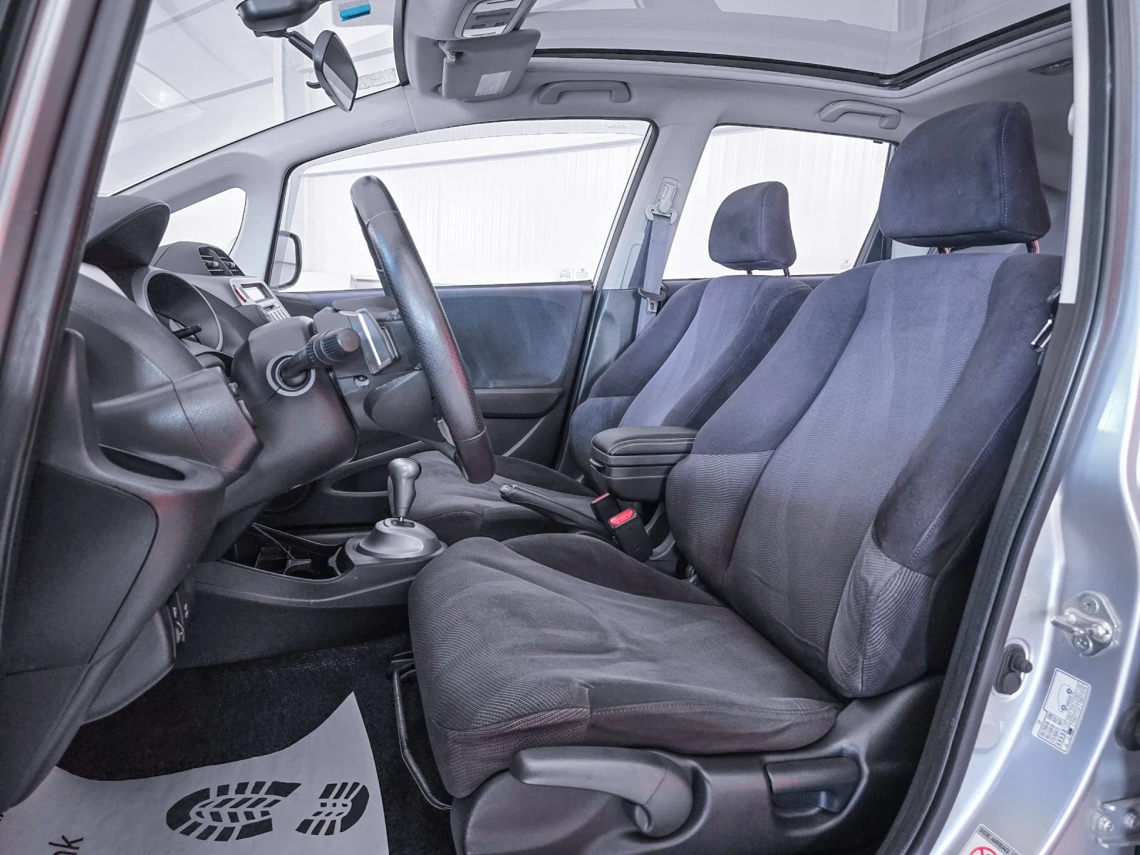 Honda Jazz 1.4 I - изображение 7