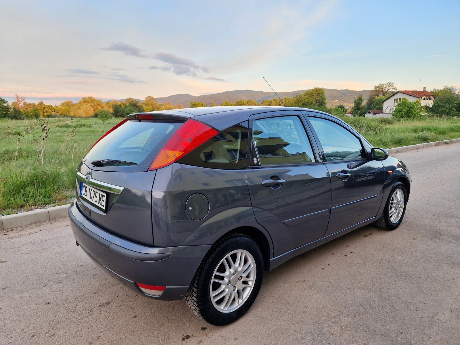 Ford Focus 1.6i 140хил.км. Газов инж. - изображение 3