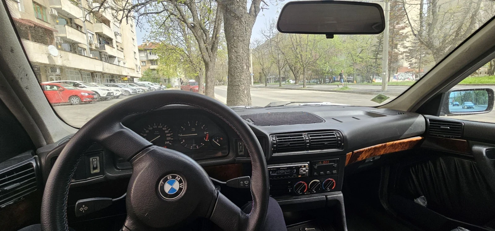 BMW 525  - изображение 9