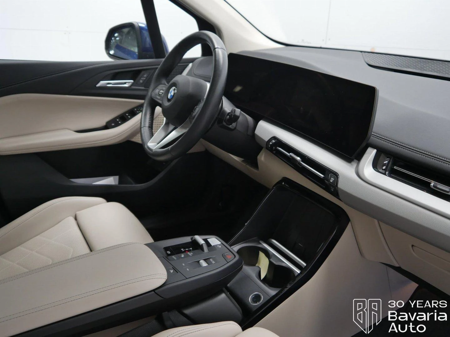 BMW 216 i Active Tourer Steptronic - изображение 7