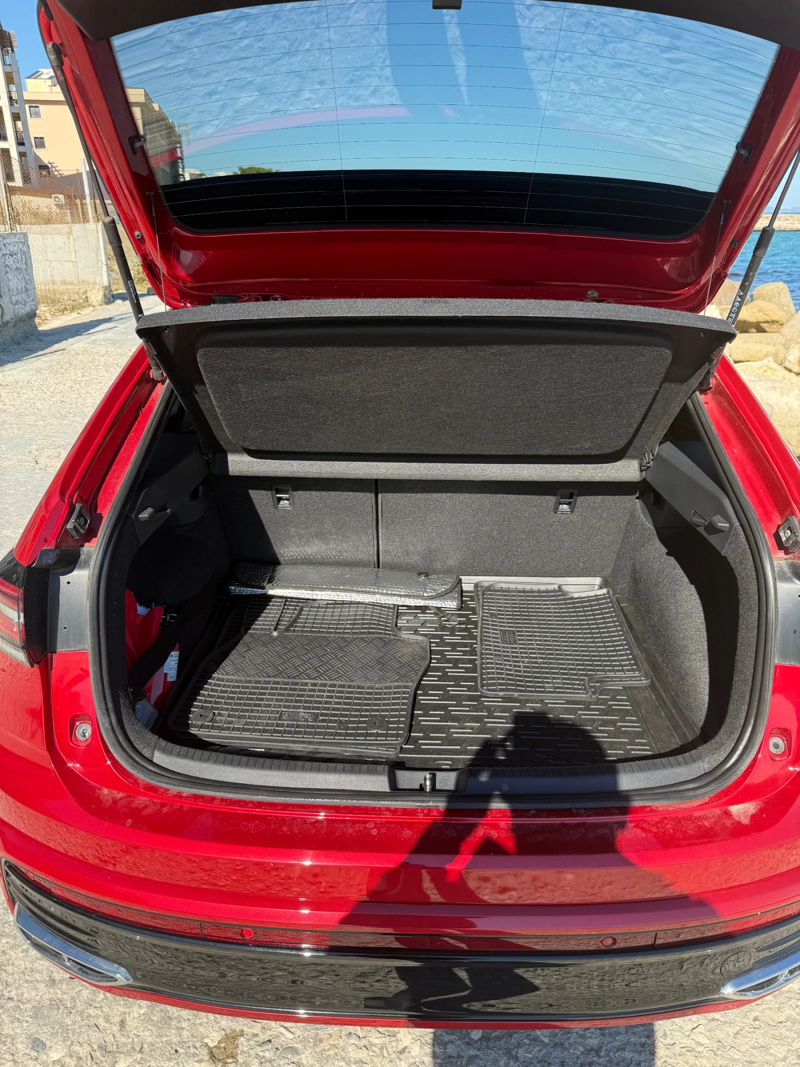 VW Taigo 1.5 TSI 150 Hp R-LINE  - изображение 10