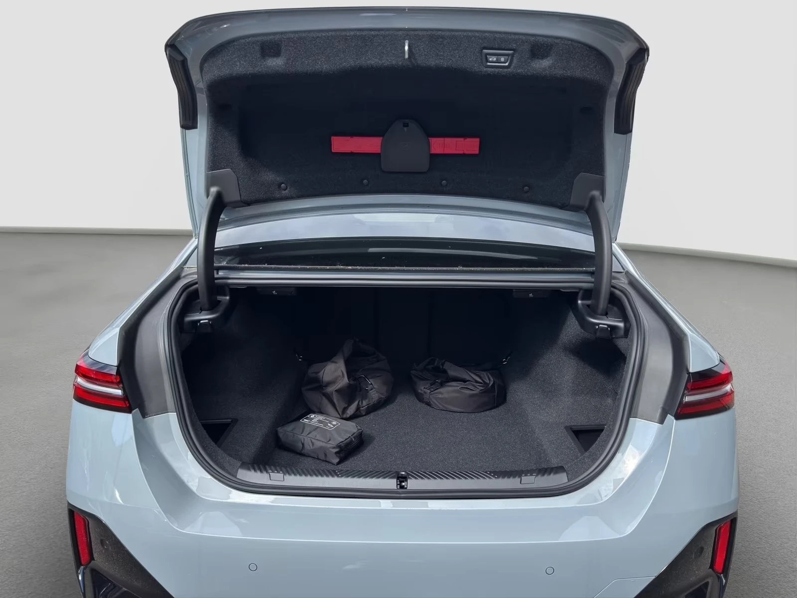 BMW 550  xDrive* M sport* Limousine SOFORT  | Mobile.bg   11