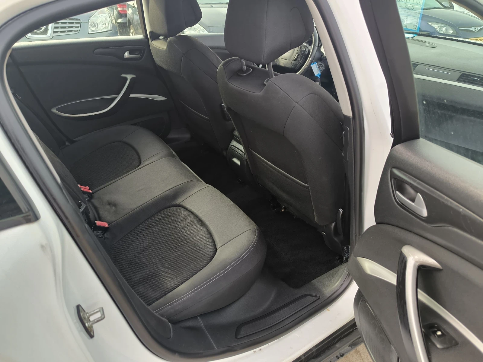 Citroen C5 2.0i - изображение 10