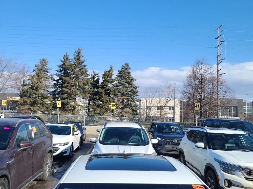 Volvo S60 MOMENTUM * Един собственик * Без инцидент * CARFAX - изображение 10