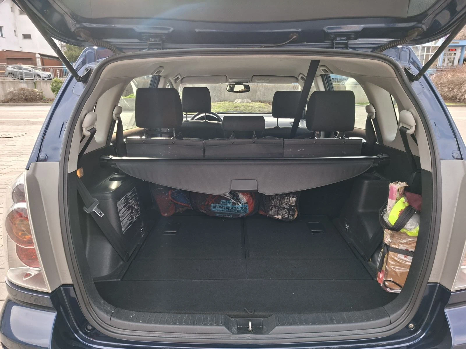 Toyota Corolla verso, снимка 7 - Автомобили и джипове - 53996113