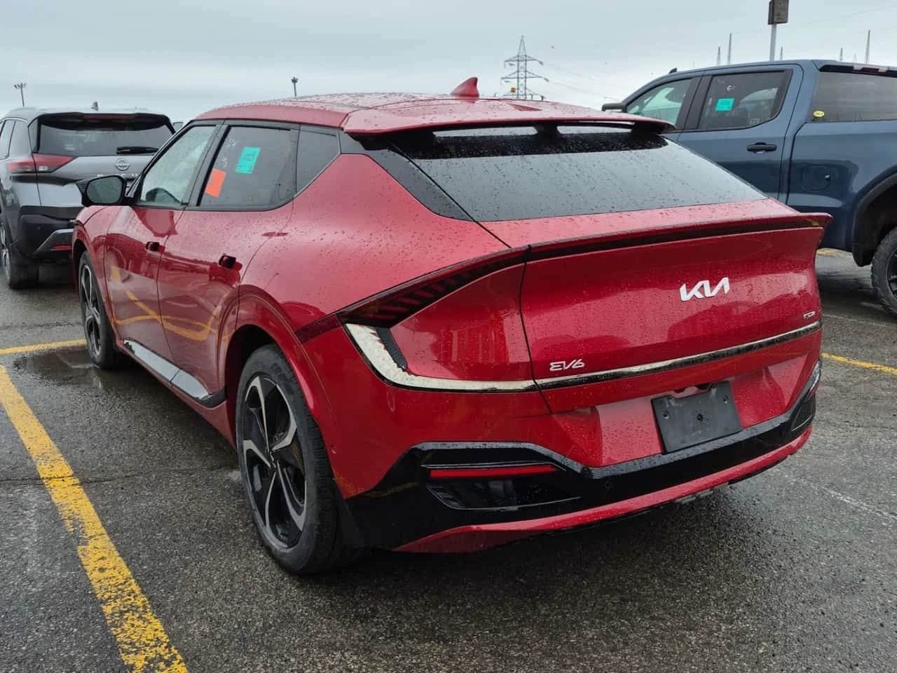 Kia EV6 LONG RANGE W/GT LINE PKG 1/ CARFAX/AWD, снимка 4 - Автомобили и джипове - 54113097