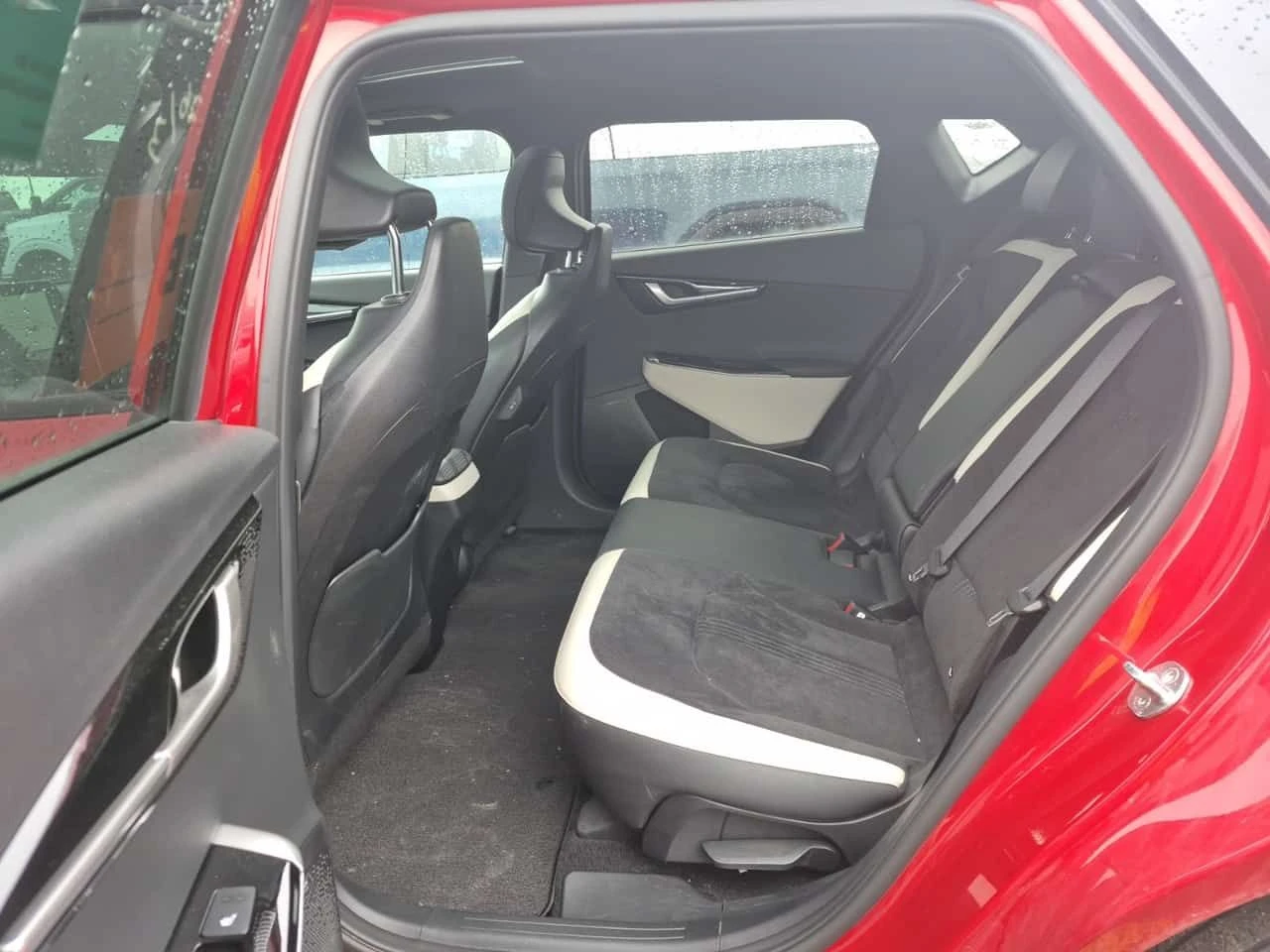 Kia EV6 LONG RANGE W/GT LINE PKG 1/ CARFAX/AWD, снимка 12 - Автомобили и джипове - 54113097