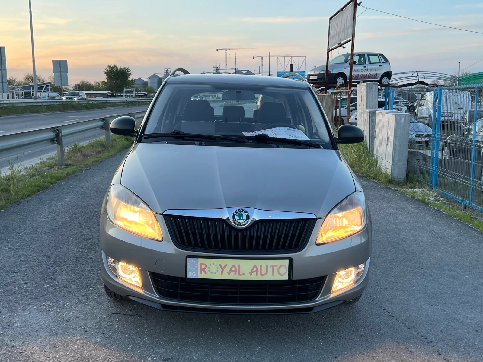 Skoda Fabia ЛИЗИНГ-1, 6 ДИЗЕЛ-КЛИМА, снимка 2 - Автомобили и джипове - 54335121
