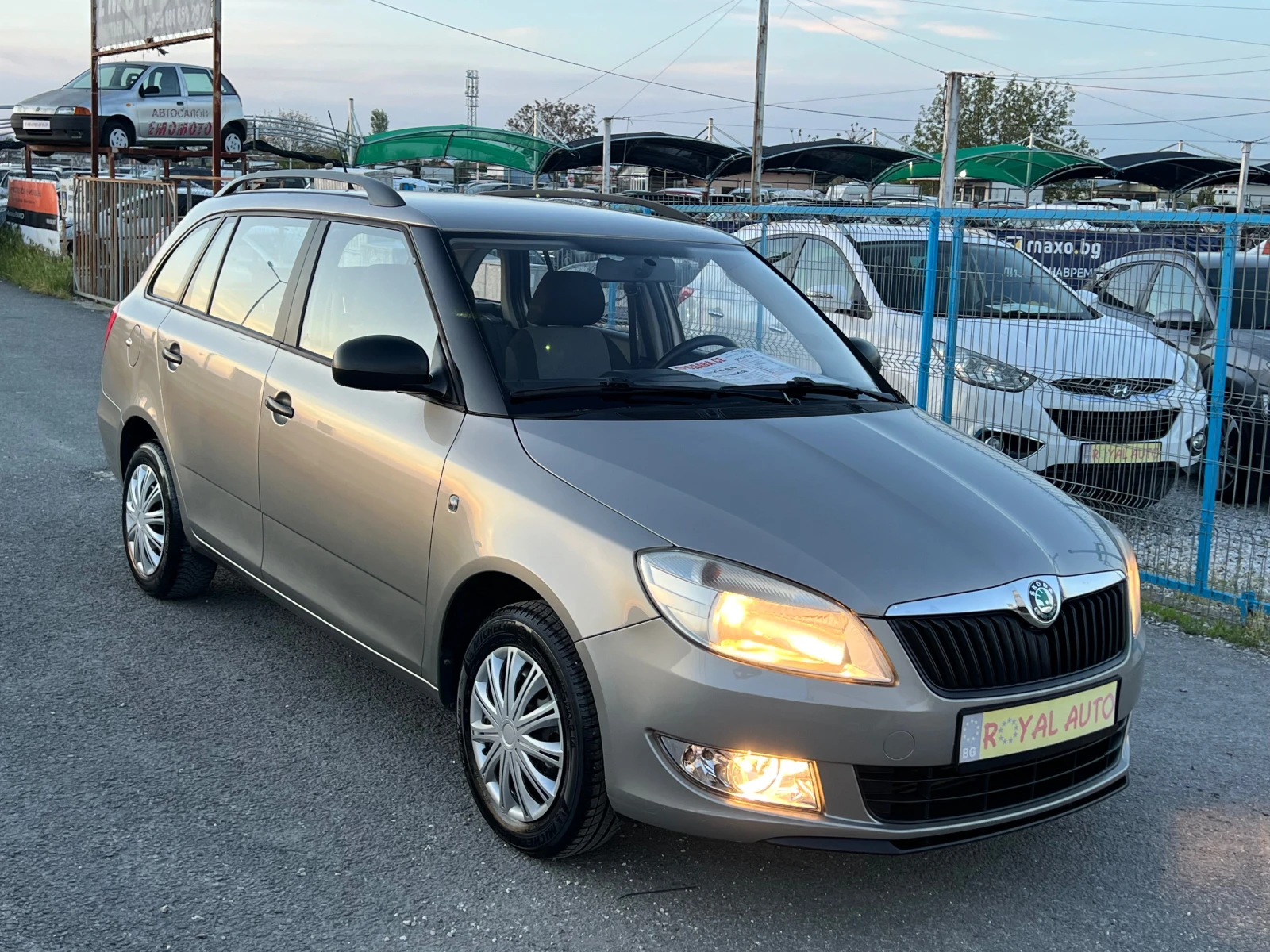 Skoda Fabia ЛИЗИНГ-1, 6 ДИЗЕЛ-КЛИМА, снимка 3 - Автомобили и джипове - 54335121