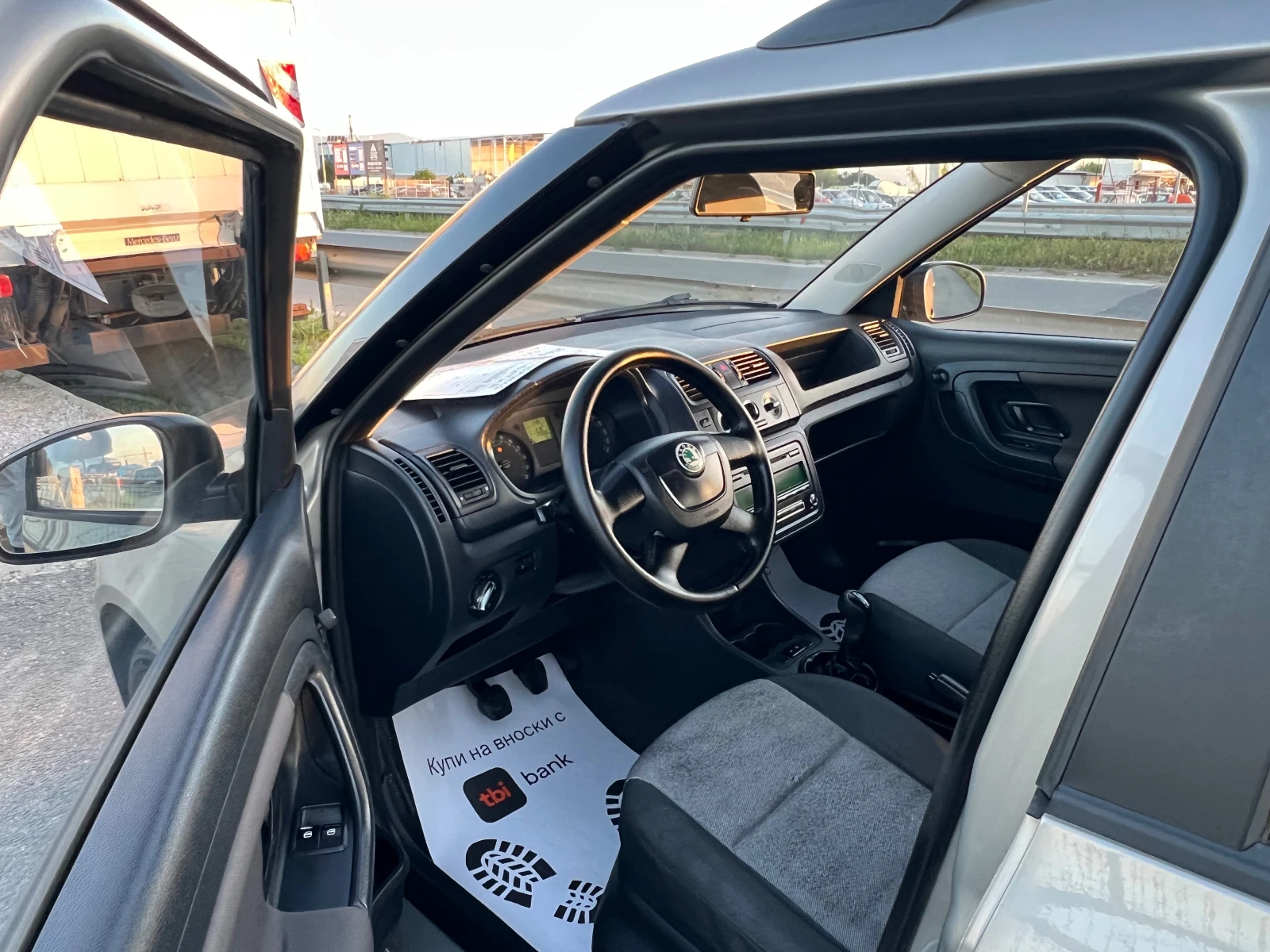 Skoda Fabia ЛИЗИНГ-1, 6 ДИЗЕЛ-КЛИМА, снимка 7 - Автомобили и джипове - 54335121