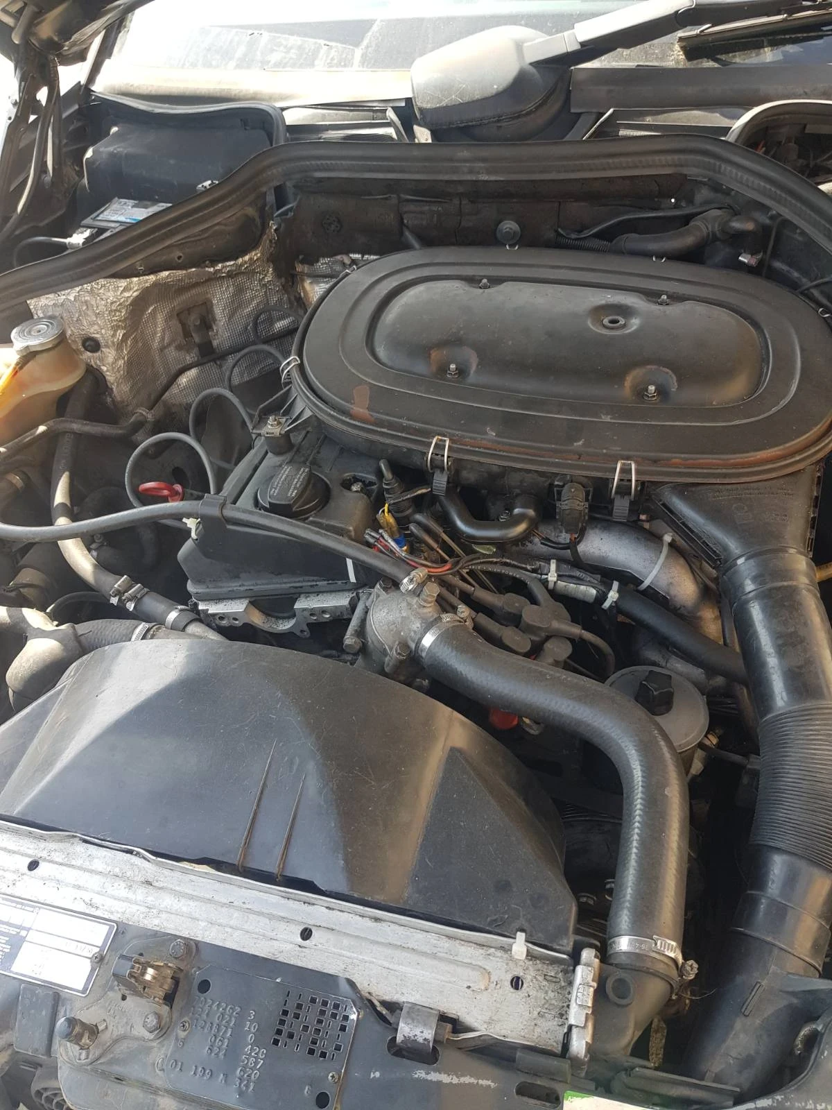 Mercedes-Benz 124, снимка 5 - Автомобили и джипове - 54352475