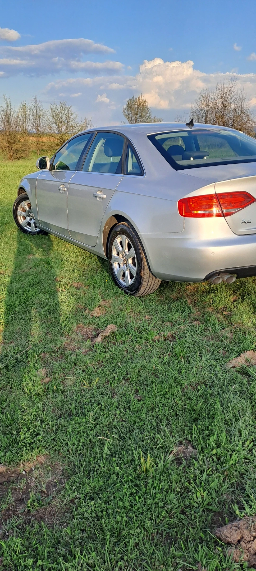 Audi A4 2.0 TDI, снимка 11 - Автомобили и джипове - 54812177