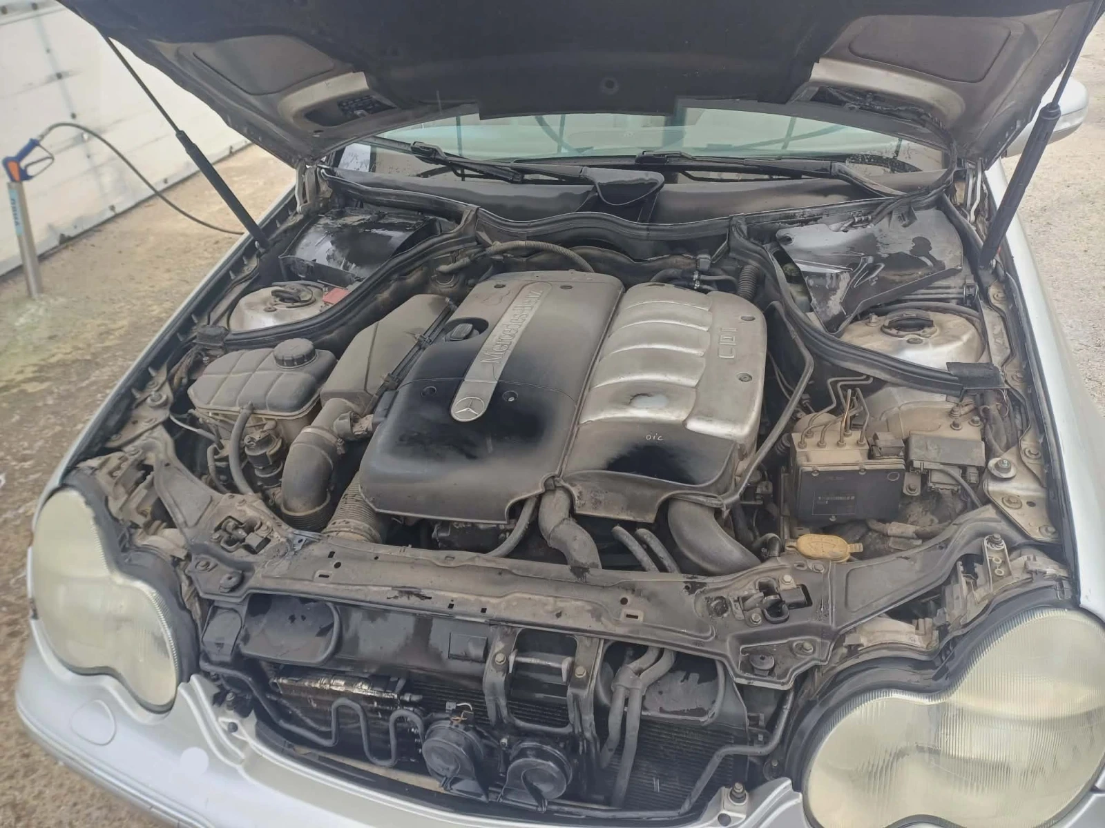 Mercedes-Benz C 220 7777, снимка 7 - Автомобили и джипове - 54976399