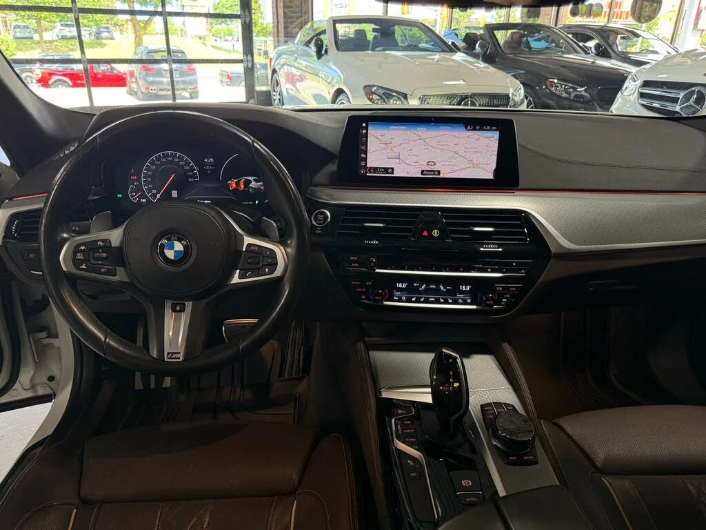 BMW 540 M Pack * HUD * 360 * АвтоКредит * (ЦЕНА ДО БГ), снимка 7 - Автомобили и джипове - 55511643