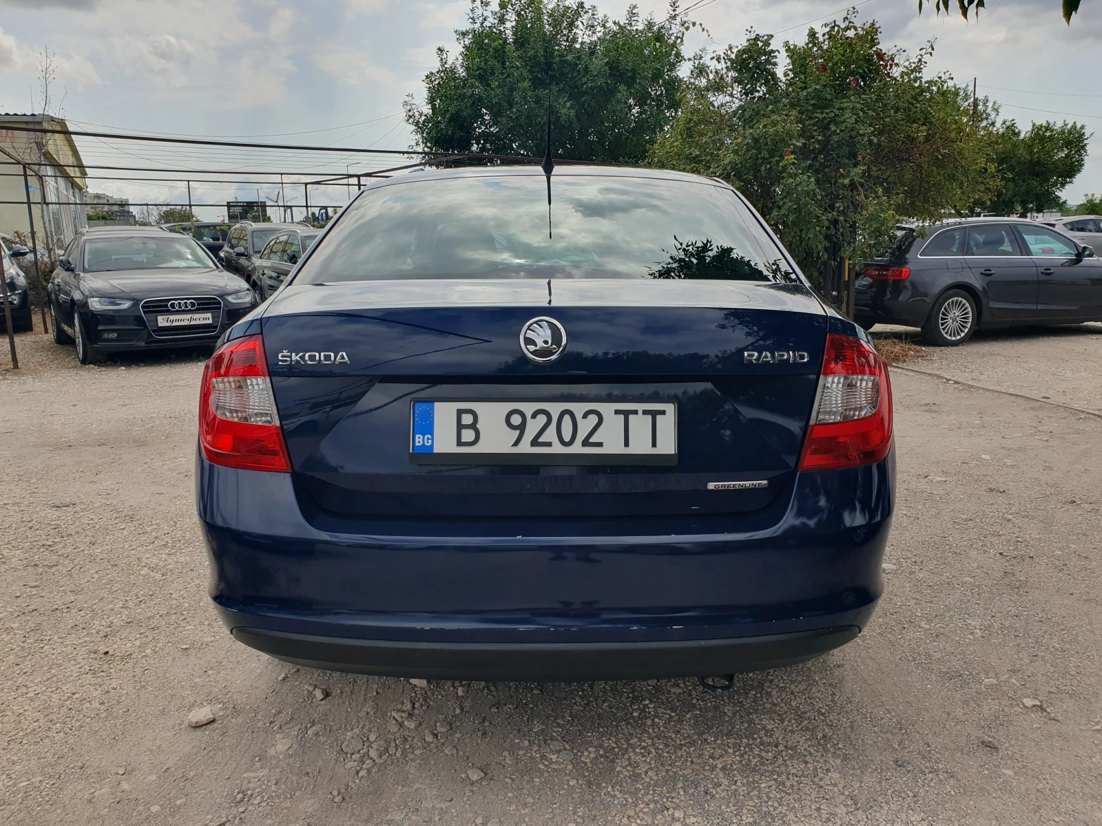 Skoda Rapid 1.6 TDI , снимка 6 - Автомобили и джипове - 55671573