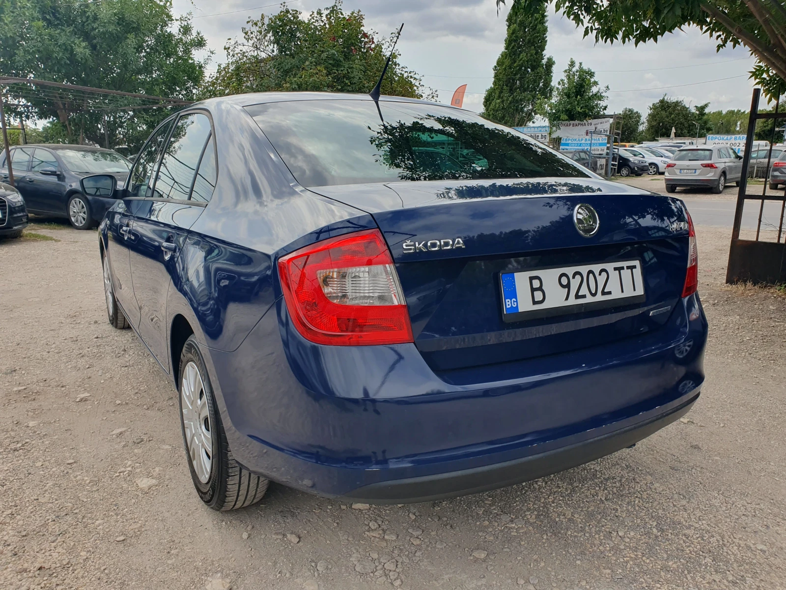 Skoda Rapid 1.6 TDI , снимка 3 - Автомобили и джипове - 55671573