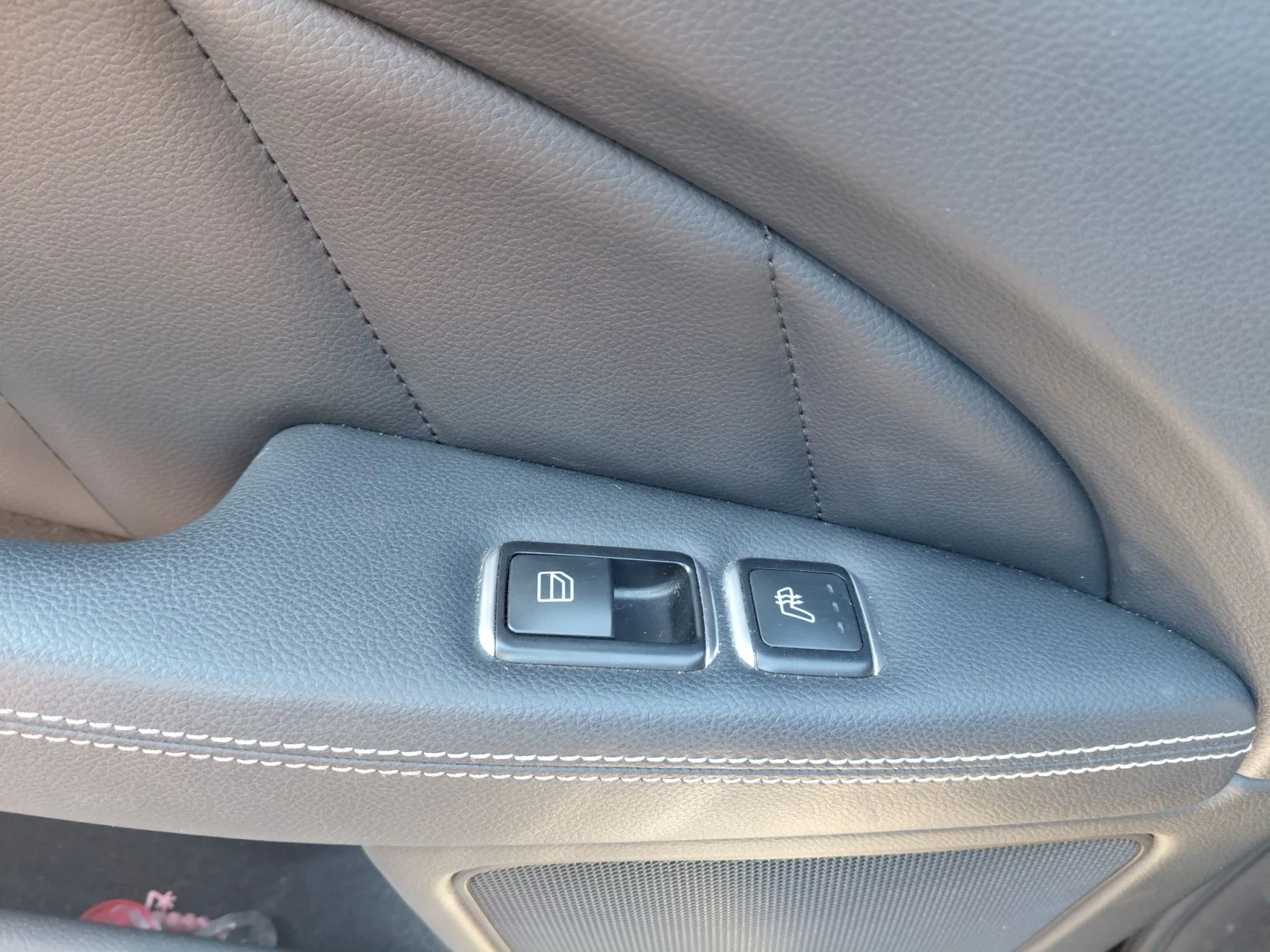 Mercedes-Benz CLS 350 350 CDI 4Matic, снимка 9 - Автомобили и джипове - 56128904