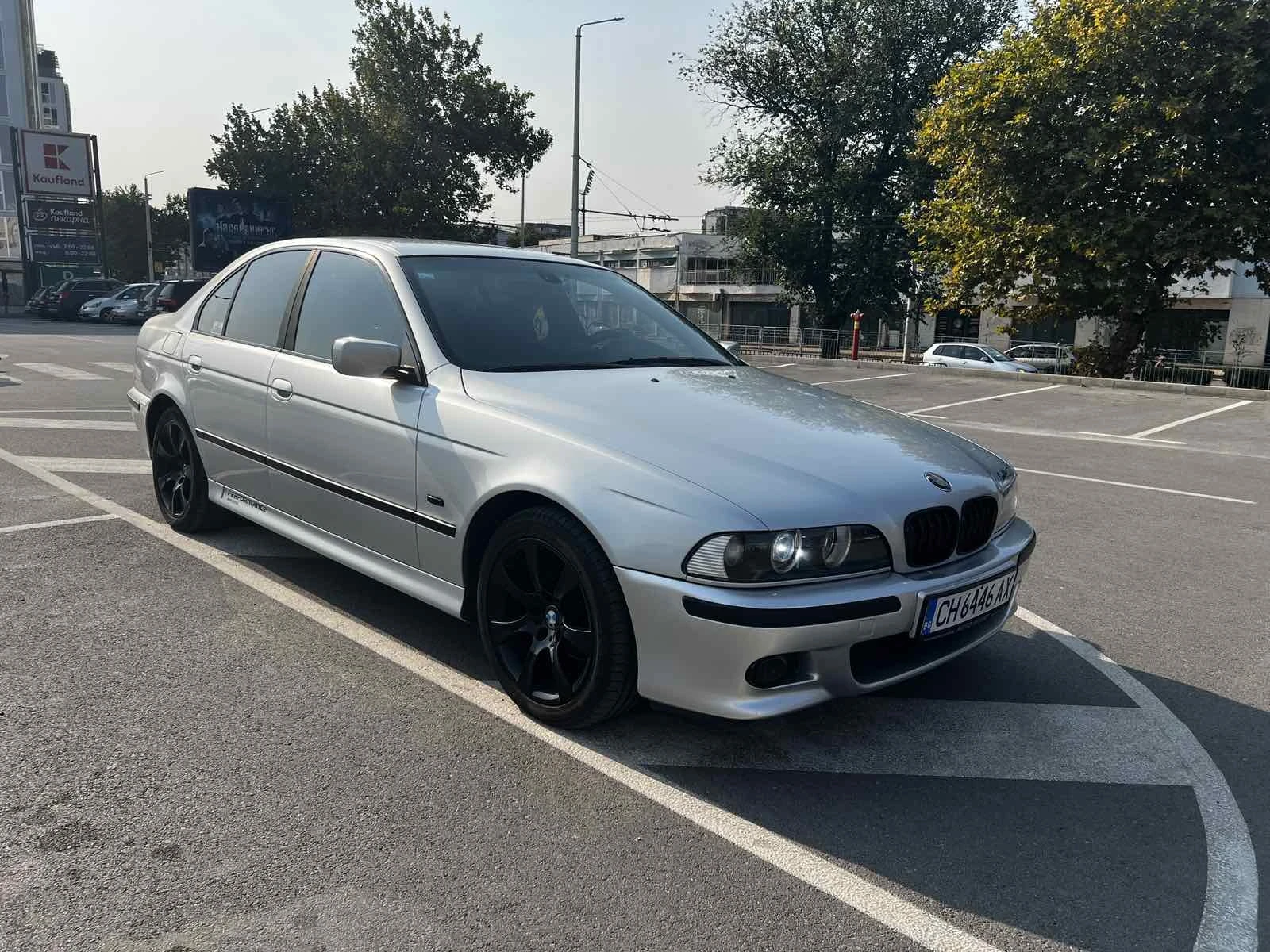 BMW 525, снимка 10 - Автомобили и джипове - 56156143